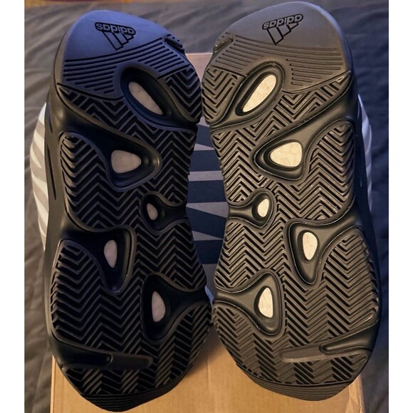 YEEZY MNVM 700 “BLUE TINT SIZE 5M - Picture 5 of 6